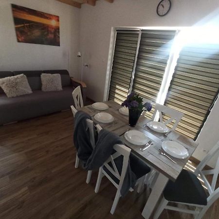 Zakatek Ciszy. Villa Sluchowo Exterior foto