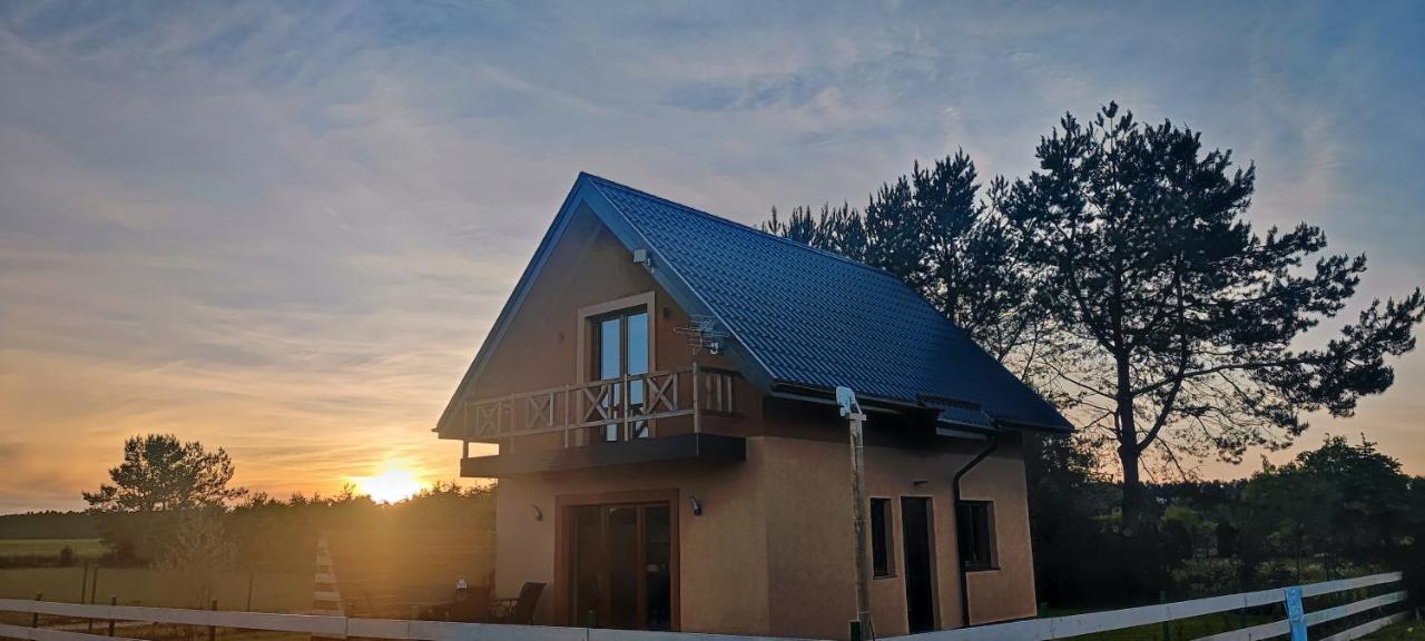 Zakatek Ciszy. Villa Sluchowo Exterior foto