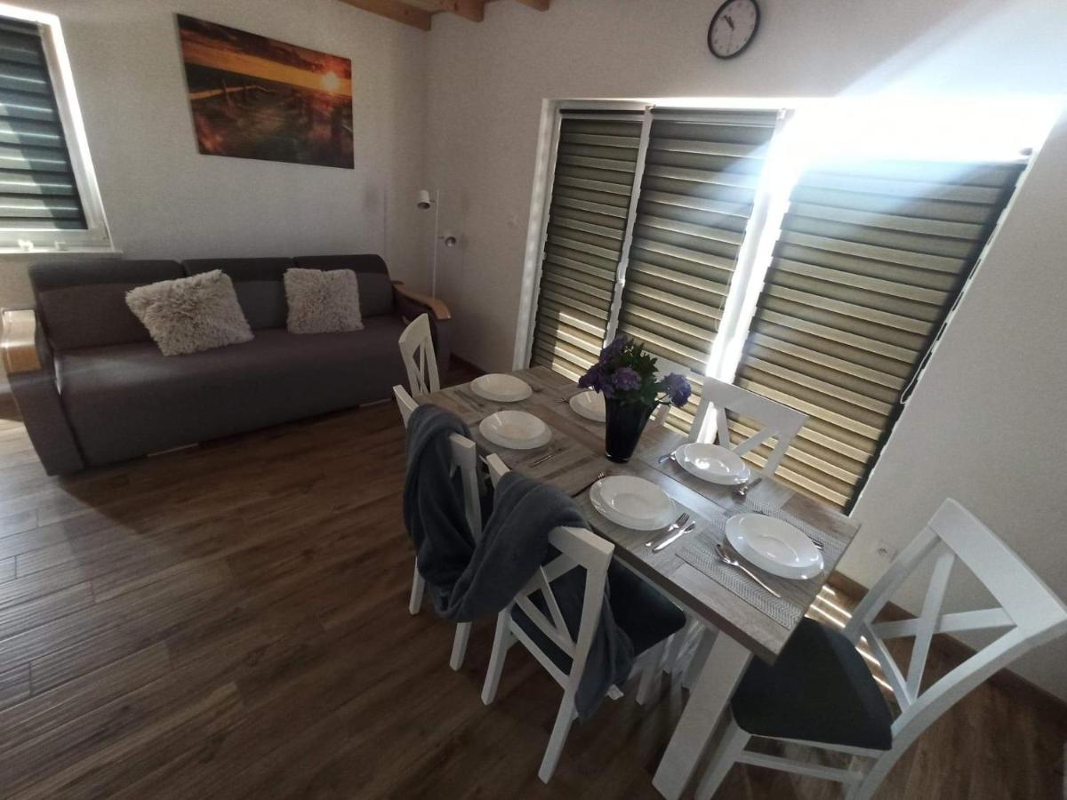 Zakatek Ciszy. Villa Sluchowo Exterior foto