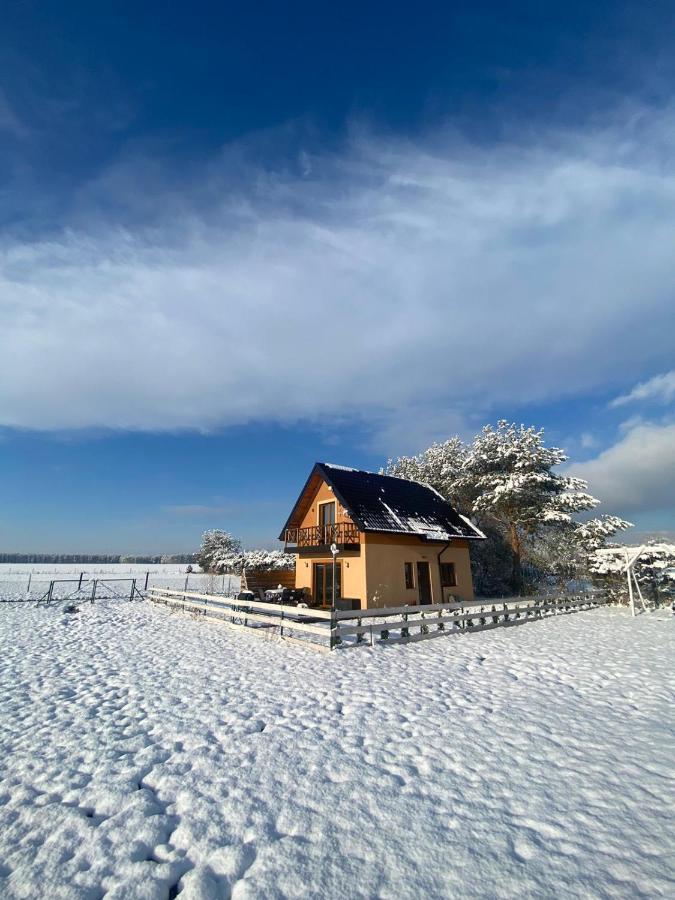 Zakatek Ciszy. Villa Sluchowo Exterior foto